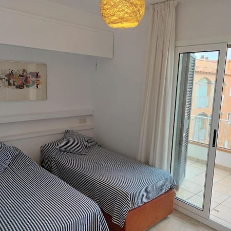Ferienwohnung Port De'N Perris L' Escala Exterior foto